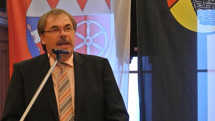 Bernhard Ruß ist SPD-Bezirksrat und Kreisrat im Landkreis Haßberge. Der Sander Bürgermeister will als Kandidat für die Landratswahl im Landkreis Haßberge auftreten. Die SPD-Delegierten stellten sich am Samstagvormittag offiziell geschlossen hinter ihn. Foto: Brigitte Krause