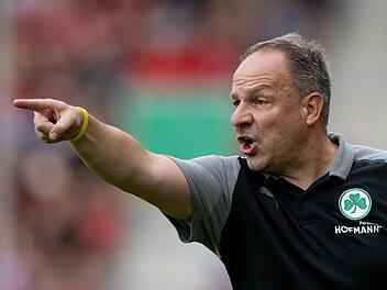 Schon bald im Abstiegskampf? Fürth-Coach wütet nach Klatsche gegen FCN