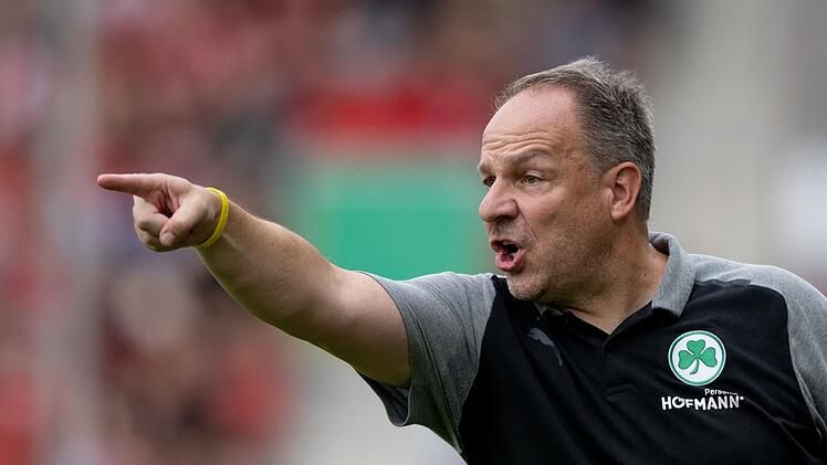 Schon bald im Abstiegskampf? Fürth-Coach wütet nach Klatsche gegen FCN