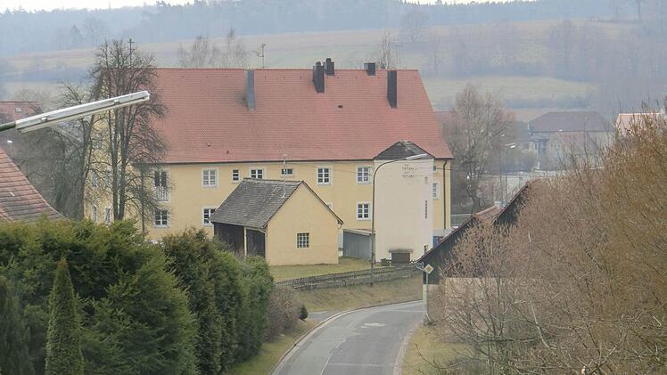Blick vom Norden auf Burgwindheim