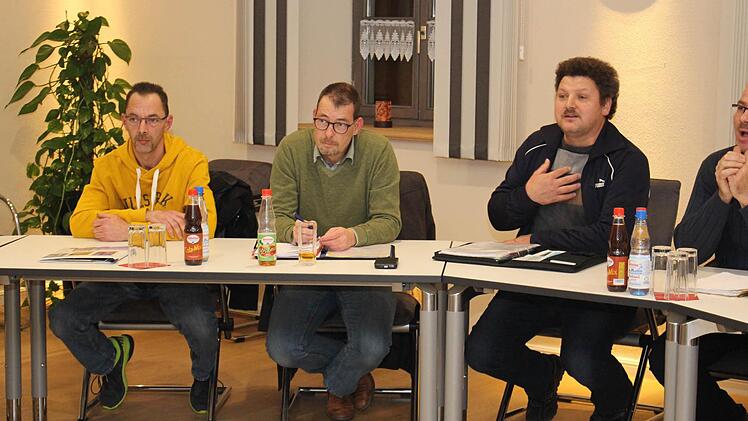 Die Sprecher der Bürgerinitiative Stephan Hofmann, Thomas Lang, Georg Martin (von links) hatten dazu eine Aussprache in die Wege geleitet.