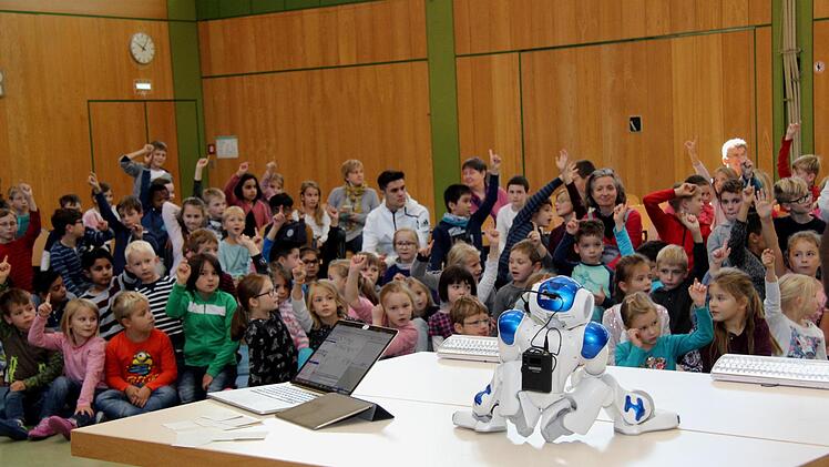 Nao in seiner Ruhestellung