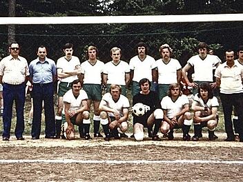 In der Saison 1974/1975 ging zum ersten Mal eine Fußballmannschaft des SV Moggast an den Start. Fotos: privat