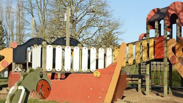 Das Spielger&auml;t "Dampfer" auf dem Spielplatz in der Ostlandstra&szlig;e muss ersetzt werden.  Text/Foto: Stefan Kritzer