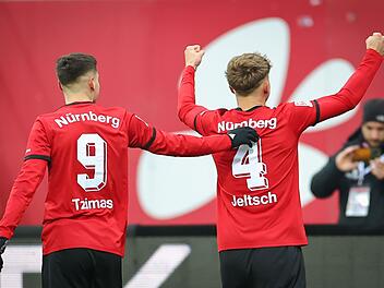 Finn Jeltsch (r) und Stefanos Tzimas (l) verlassen den FCN für eine Millionensumme