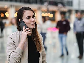 elekom bringt KI-Assistenten ins Handynetz