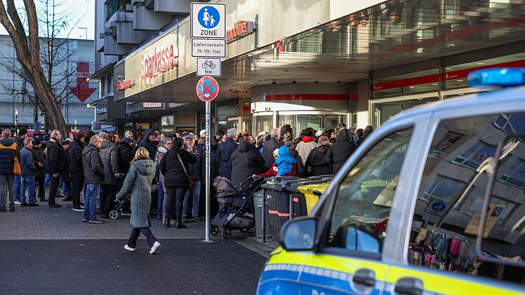 Nach dem Einbruch in den Tresorraum einer Bank