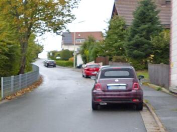 Die Parksituation in der Parkstraße und im Lehenweg beschäftigte den Marktschorgaster Marktgemeinderat in der jüngsten Sitzung. Foto: Klaus-Peter Wulf
