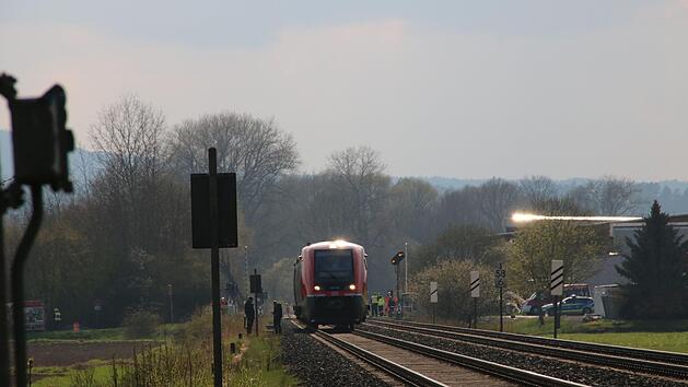 Zugunfall bei Kulmbach: Radfahrerin tödlich verletzt