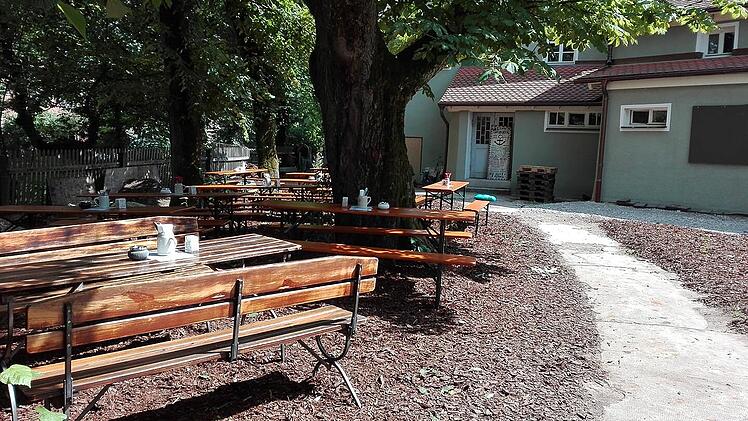 Altdorf bei Nürnberg: Fränkisches Gasthaus nach 50 Jahren wiederbelebt - "Haben alle darauf hingefiebert"