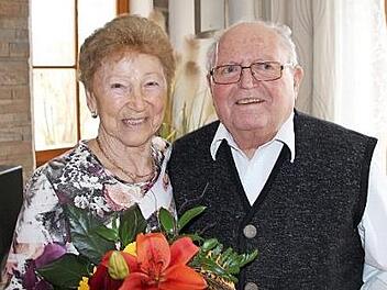 Seit 60 Jahren ein trautes Paar: Rosa und Rudolf Kram Foto: p