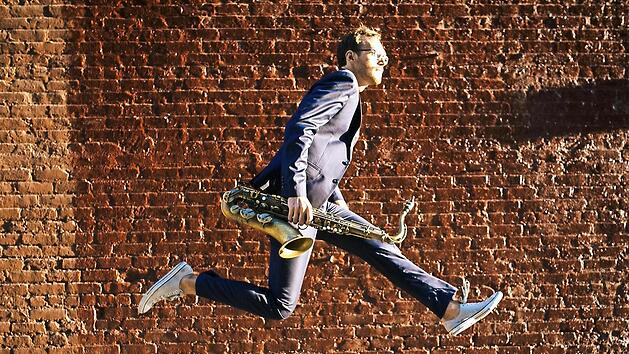 Timo Vollbrecht wird mit seiner Band "Fly Magic" Ende Januar seine besonderen Kl&auml;nge in H&ouml;chstadt pr&auml;sentieren. Foto: Timo Vollbrecht PR