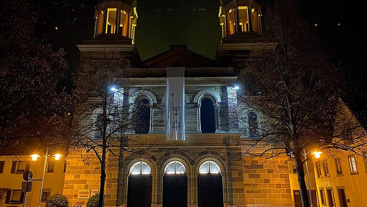 Kitzingen: Lichter aus f&uuml;rs Klima - Stadt beteiligt sich erstmals an weltweiter Klimaschutz-Aktion