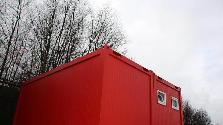 Noch steht der Container, ein Geschenk der Deutschen Bahn, in der Boschstraße. Nun wird die Stadt ihn als Notunterkunft für Obdachlose in der Jean-Paul-Straße aufstellen. Foto: Ekkehard Roepert