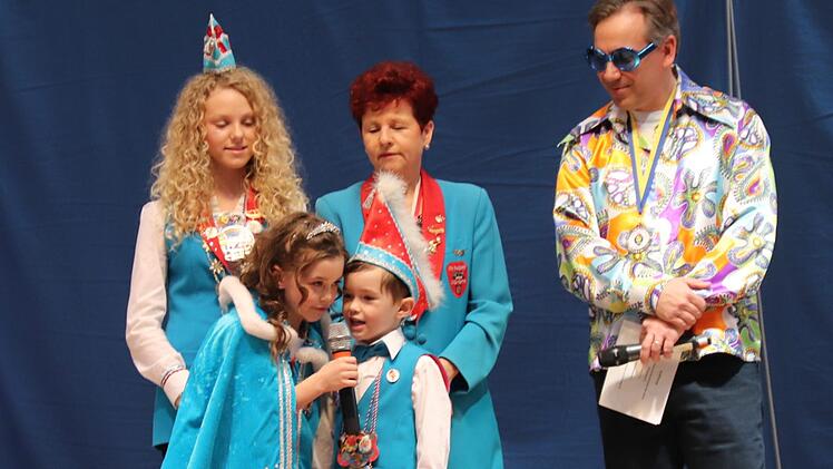 Impressionen vom Seniorenfasching    Foto: Johanna Blum