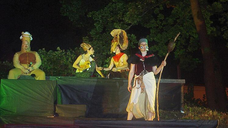 "Der König der Löwen" gab sich bei der Tettauer Musical-Aufführung ein Stelldichein. Foto: Heike Schülein