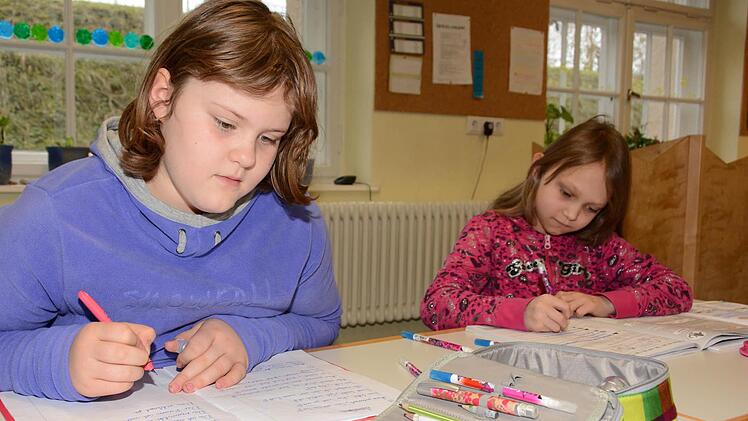 Hausaufgabenbetreuung im Kinderhort. Foto: Dagmar Besand