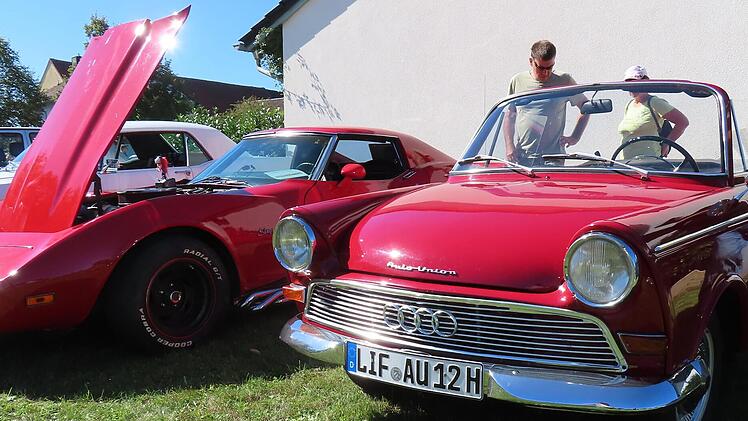 Eine Rarit&auml;t war der rote Auto Union: Vorne bereits 4 Audi-Ringe, hinten &bdquo;DKW&ldquo;-Aufschrift.