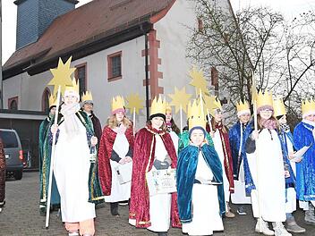Die Ludwigschorgaster Sternsinger machen sich auf den Weg. Foto: Michael Kraus