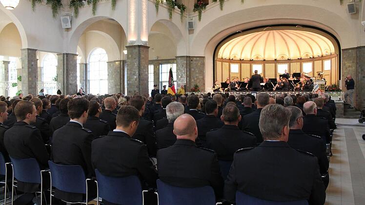Bei der Feierstunde in der Wandelhalle