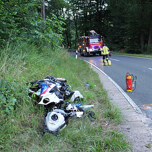 Landkreis Bayreuth: Motorradfahrer bei Unfall schwer verletzt