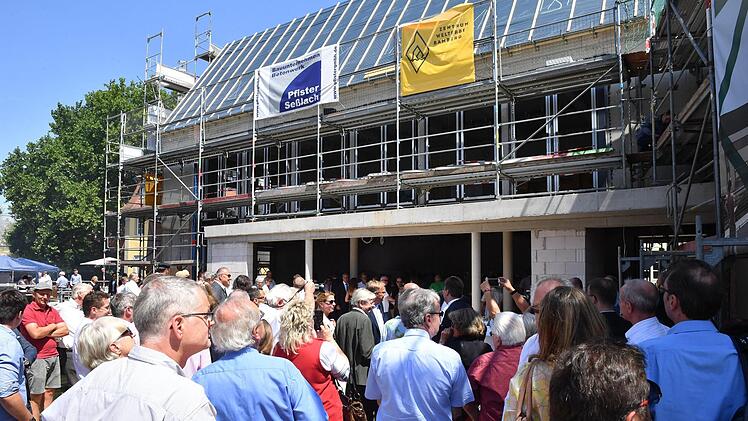 Einweihung des Wasserkraftwerks "Sterzermühle" und Richtfest für das neue Welterbebesucherzentrum in Bamberg. Foto: Ronald Rinklef