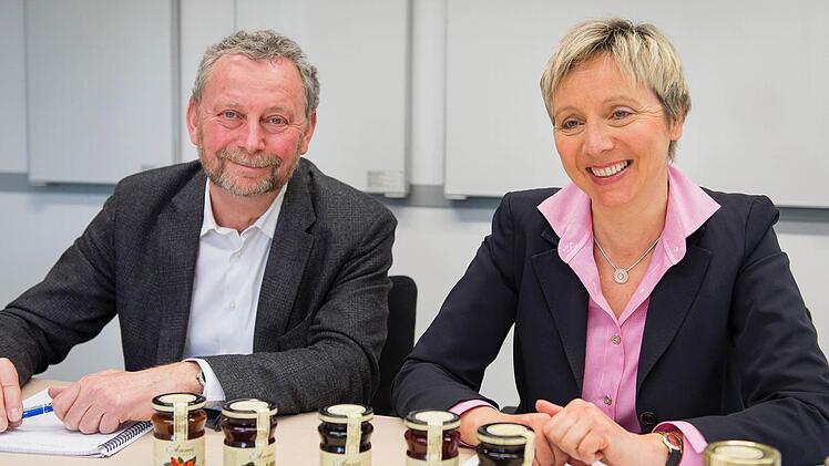 Die beiden Geschäftsführer Anne Feulner und Klaus Hammelbacher. Foto: AlnaturaMG-MaintalKonfit