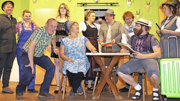 Die Lonnerstadter Laiendarsteller freuen sich schon auf ihre Auftritte. Foto: Evi Seeger