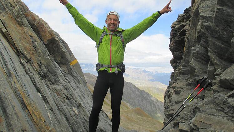 Volker Fritsche am Sinnbild des Tor des Geants, dem Col de Malatra.