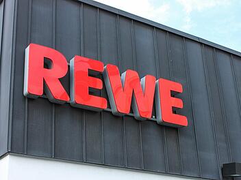 Rückruf bei Rewe: Plastikteile in Wraps gefunden