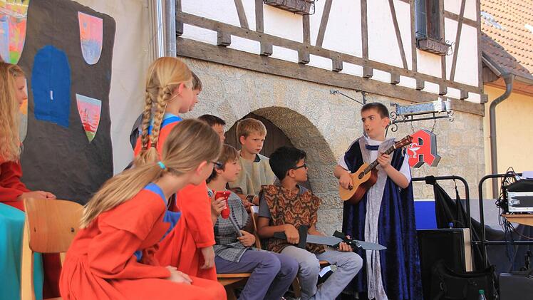 Kindrmuscial auf dem Anger. Foto: Heike Beudert