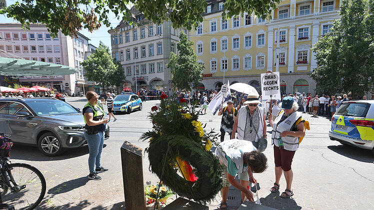 Würzburg: Angekündigte AfD-Kundgebung mit Björn Höcke scheitert an massiver Gegen-Demo
