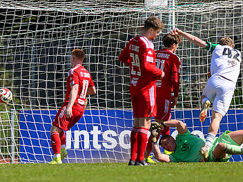 Spitzenreiter Eltersdorf knackt guten FC Coburg