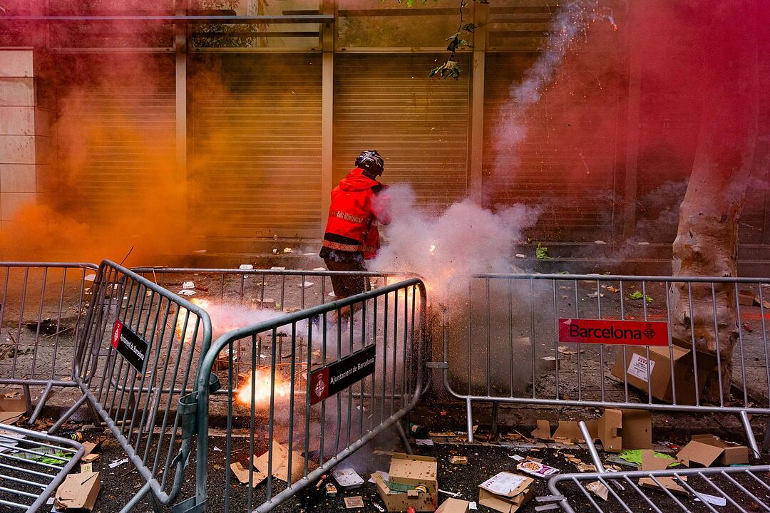Feuerwehrleute protestieren in Barcelona