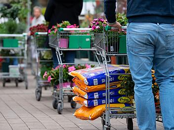 In zahlreichen bayerischen Kommunen haben sich die Inzidenzwerte rund um die Zahl 100 eingependelt