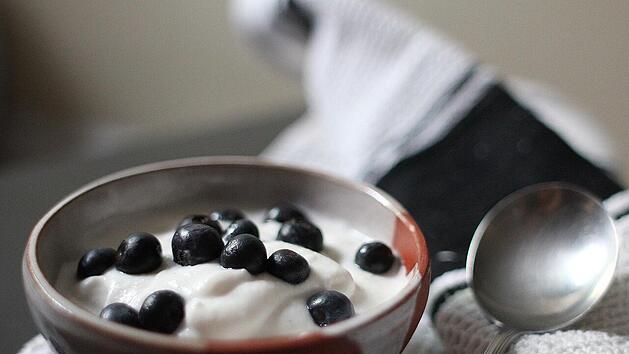 Rewe ruft beliebtes Produkt aus dem K&uuml;hlregal zur&uuml;ck - Plastik m&ouml;glich