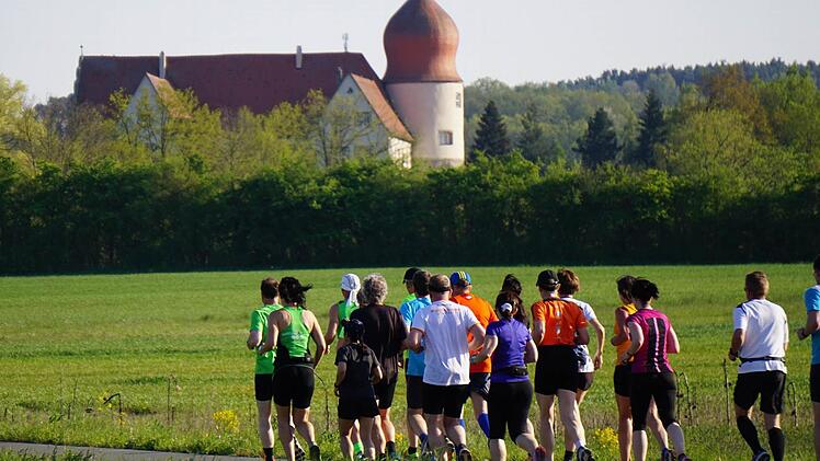 Obwohl kein Zeitdruck herrschte, waren die Läufer flott unterwegs.  Foto: Tina Meier