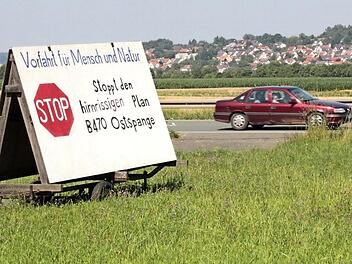 Die Bürgerinitiative fordert seit dieser Woche ein Volksbegehren gegen die geplante vierspurige Umgehungsstraße. Archivfoto: Josef Hofbauer