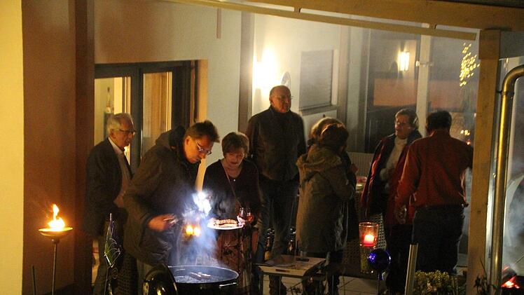 Grillen in der Silvesternacht wird immer beliebter.  Foto: Andreas Dorsch