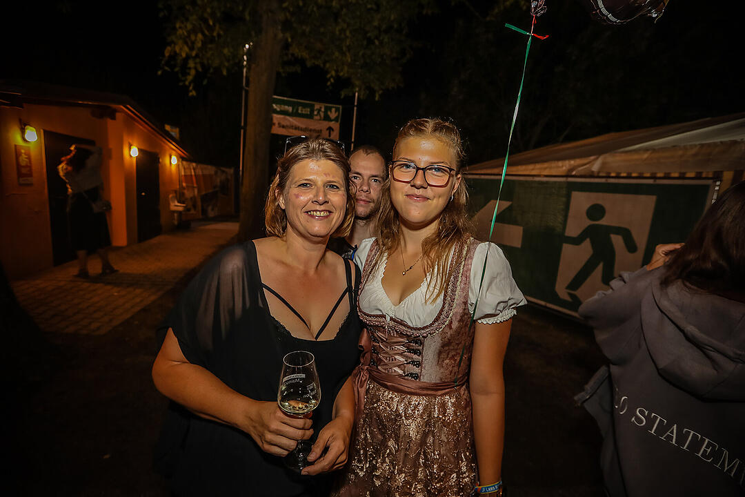 Impressionen vom größten Weinfest in Franken!