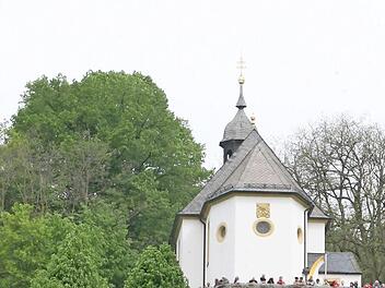 Der Georgiritt auf den Senftenberg Foto: Archiv/Annette Schäfer