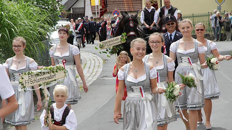 Der  Festzug  Foto: Mathias Erlwein