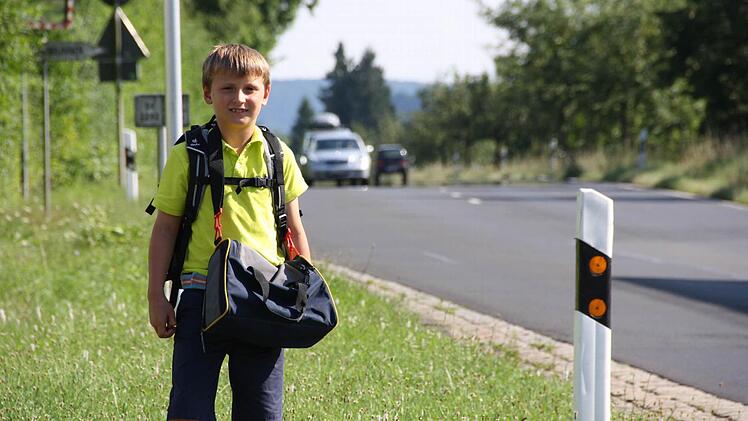 Toms Schulweg führt entlang des viel befahrenen Nordringes. Foto: Ruppert