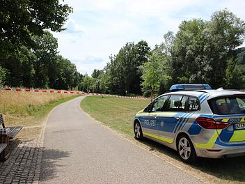 Die Polizei hatte den Tatort auf dem ehemaligen Landesgartenschau-Gelände abgesperrt. Foto: Andreas Schmitt