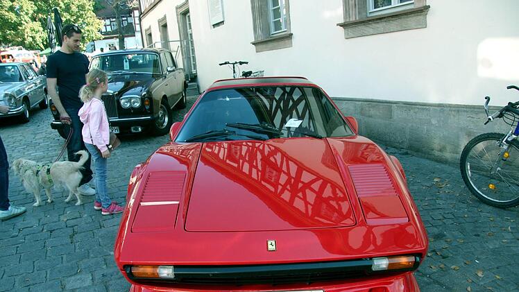 Ferrari und Rolls Royce: Zwei "jüngere" Oldtimer