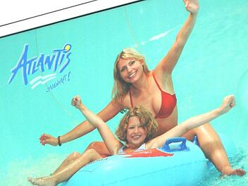 Sagenhaft: Werbung fürs Atlantis  Foto: FT-Archiv