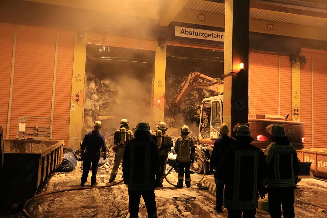 Bamberger Müllheizkraftwerk: Tonnen von Müll geraten am Dienstag in Brand