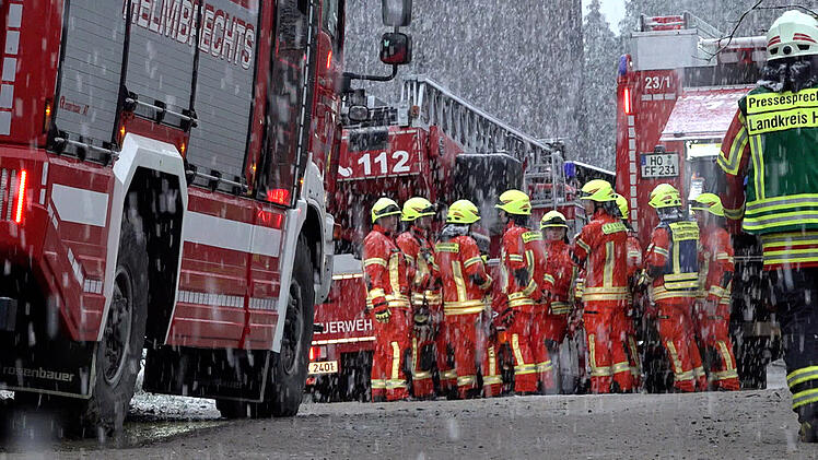 Garage f&auml;ngt Feuer: Brand schnell unter Kontrolle