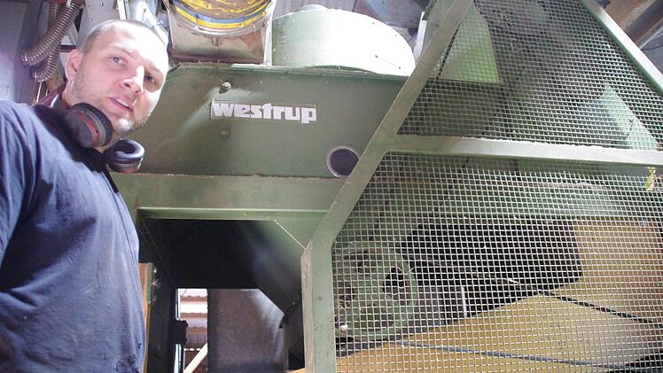 Peter Heller vor seinen Maschinen. Foto: Marco Meißner