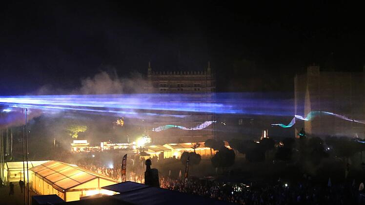 Lasershow beim Coburger SchlossplatzfestFoto: Timo Geldner